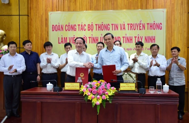 Muốn chuyển đổi số, hãy bắt đầu cụ thể từ chính địa phương